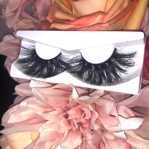 3 PAIRS REUSABLE MINK LASHES. 25MM DRAMATIC FULL. - Picture 4 of 5